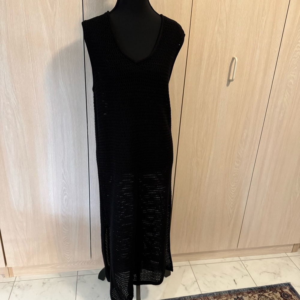 Old Navy Black Crochet Maxi Swimsuit Cover Up